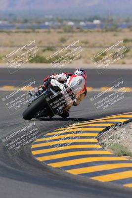 media/Oct-08-2022-SoCal Trackdays (Sat) [[1fc3beec89]]/Turn 11 Backside (1145am)/